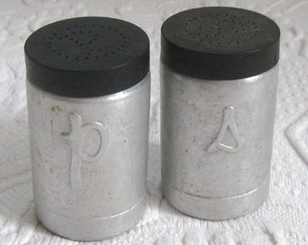 retro salt and pepper . aluminum salt and pepper . tin salt and pepper . Salt and Pepper Shaker . made in Italy