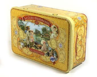 Antique Biscuit Tin 