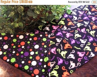 SALE Halloween Table Runner Cats Bats Reversible Tossed Dots Padded