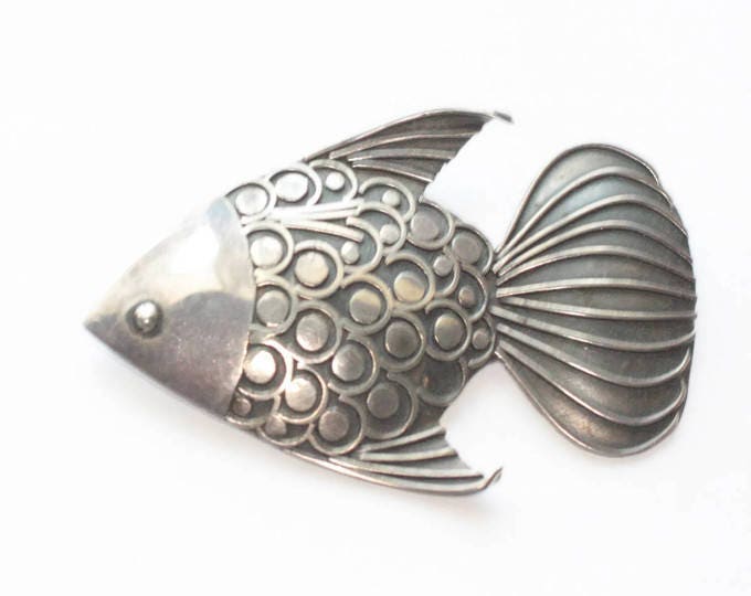 Sterling Fish Brooch Dimensional Marine Life Sea Life Ocean Life Vintage