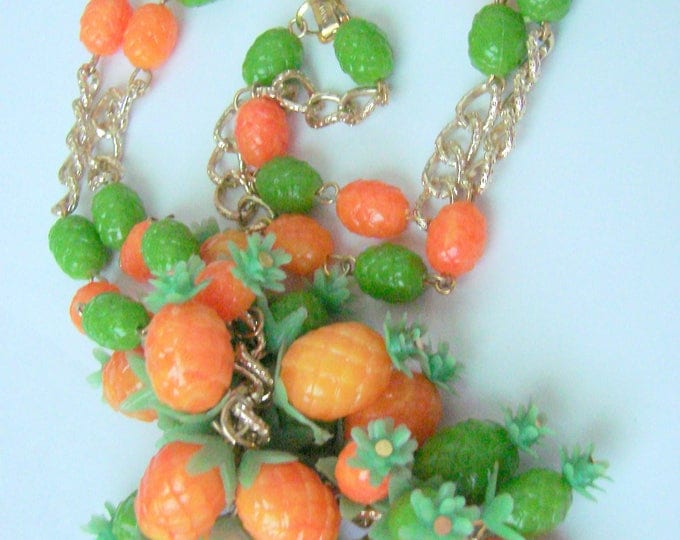Vintage Colorful Fruit Salad Coral & Green Bead Necklace / Hong Kong Vintage / Jewelry / Jewellery