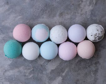 FOUR Bath Bombs || bath fizzy / handmade / relaxing / favors / moisturizing / epsom salt / bath time / bath color / Charleston / bath salt