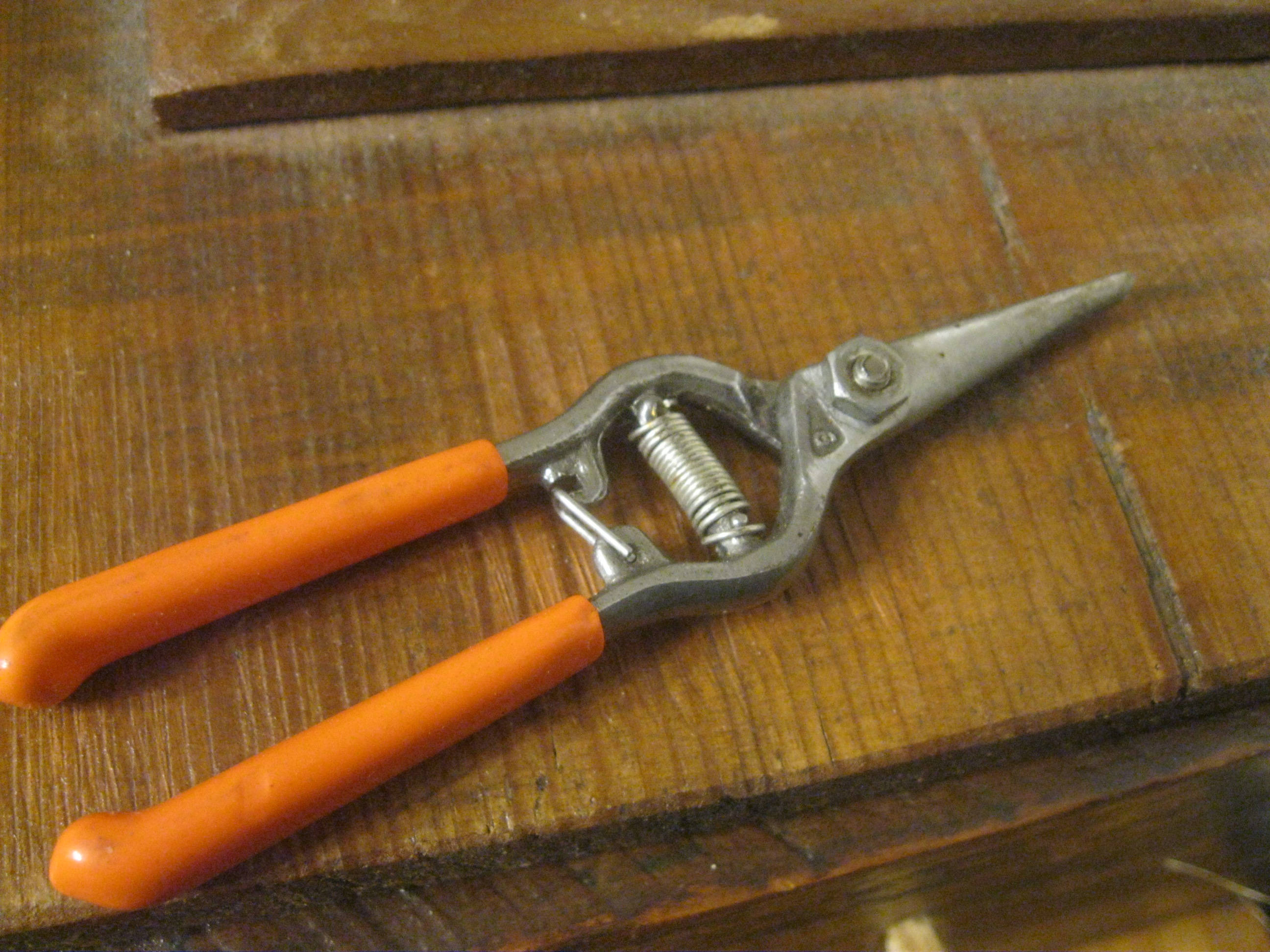 Jewelry Makers Tin Snips , Small Tin Snips , Metal Cutting Shears from