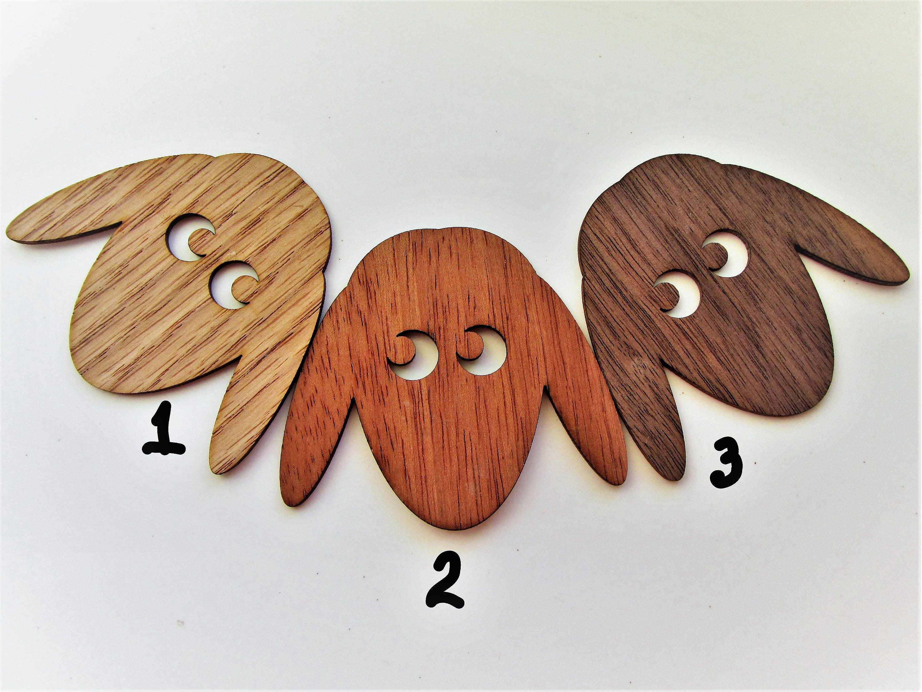 Set Wall shelf for storing of toilet paper rolls and toilet