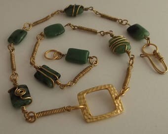 Pearl Ruby in zoisite and gilded copper wire links