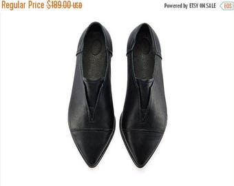 CHRISTMAS IN JULY Stella Black shoes handmade leather amazing flat shoes