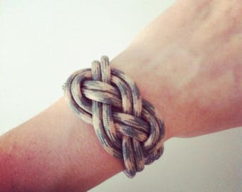 Grey and beige sailor knot bracelet