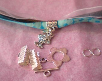 KIT * bracelet mini cuff * shade of blue with fish pendant