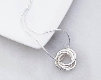 Four interlinked rings necklace - mothers necklace - interlinked rings - russian rings necklace - 40th birthday necklace