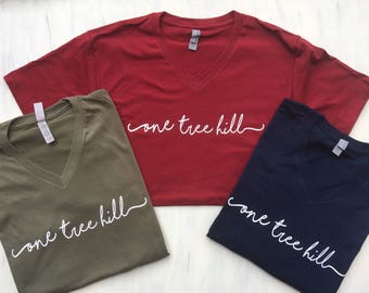 One Tree Hill V Neck Handwriting Script T Shirt - Tree Hill Ravens - North Carolina