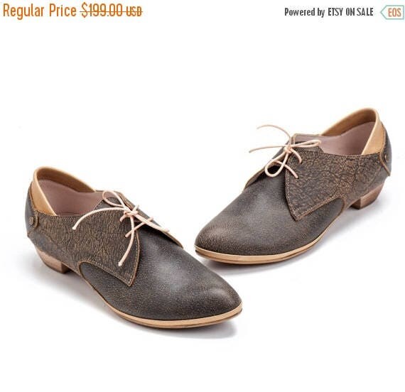 Women Leather Shoes / Grey Leather Lacing Shoes / Unisex