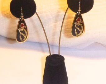 Vintage Signed Laurel BURCH Earrings WILD IRIS Design 1980s Jewelry Black and Red Enamel with French Earwires