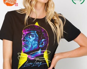 Womens Fit Ringspun: Spock Shirt / Long live and Prosper T-shirt / Star Trek Shirt / Trekkie Tee / Retro Colors / Vulcan T-shirt