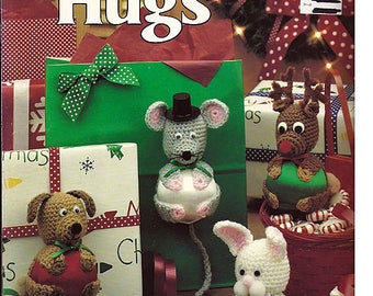 Christmas Hugs Eight Ornaments to Crochet Pattern Book Leisure Arts Leaflet 2070
