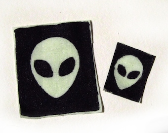 BJD Accessory Alien Patch - for Dolls - Pastel Goth Punk 90s Sew-on Patch MSD or SD abjd Doll Fashion