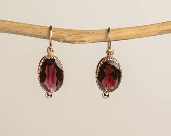 Vintage 14k gold Garnet Drop Earrings - January Birthstone - Bridal Jewelry - Anniversary gift - Gold and Garnet Drop Earrings - Gemstone