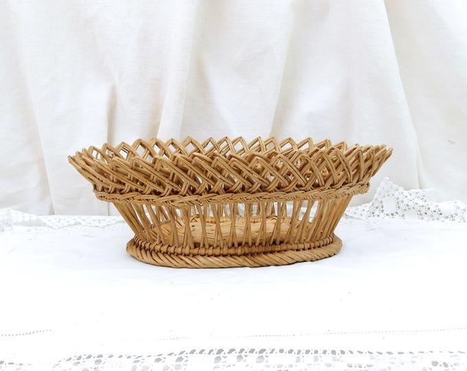 Antique French Oval Woven Wicker Willow Fruit / Bread Basket / Bowl French Country Decor, Rustic Cottage Primitive Retro Interior,