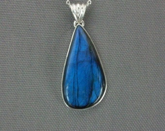 Labradorite Necklace/Sterling Silver Labradorite Necklace/Labradorite Pendant/HighBlue Flash Labradorite/High Quality Blue Labradorite/LB079
