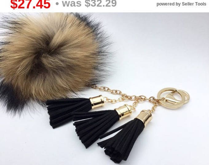 Ultimate beauty Raccoon Fur Pom Pom luxury bag totem pendant charm with 3 tassels gold hardware no dye