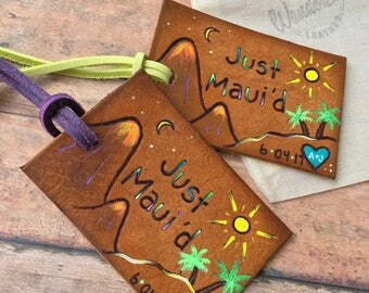 Personalized Leather Luggage Tag: Gift for the couple, Wedding gift, Beach Wedding Gift, luggage tag set