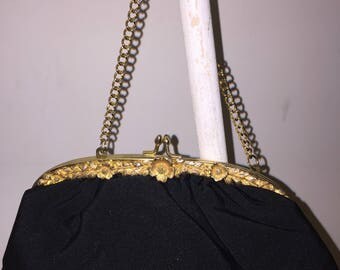 Vintage formal clutch in black. Like new. Free shipping