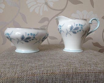 Aynsley 'Las Palmas' bone china sugar bowl and creamer set