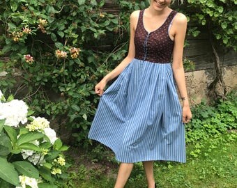 Vintage Plaid Dirndl Dress German Austrian Dress Checkered Bavarian Folk National Costume Sound of Music Oktoberfest Medium Size Dress