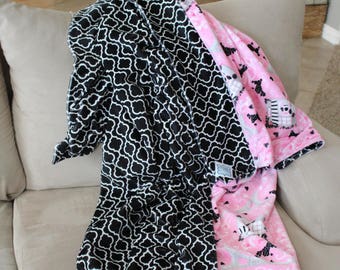 Ziggy Mauve Minky Blanket main image 1