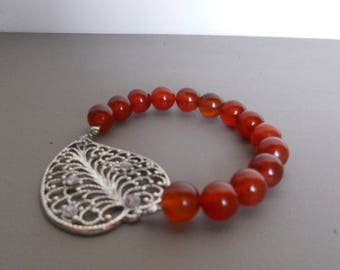 Carnelian red and silver metal leaf bracelet