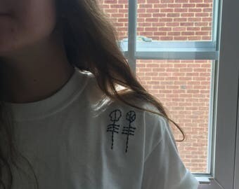 Skeleton & Alien- Twenty One Pilots T-Shirt
