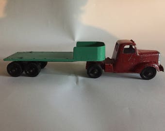 Vintage TOOTSIE TOY Tractor Trailer Semi Truck stake body -- missing the stakes
