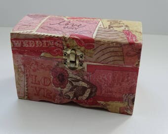 Treasure box / jewelry box / secret box