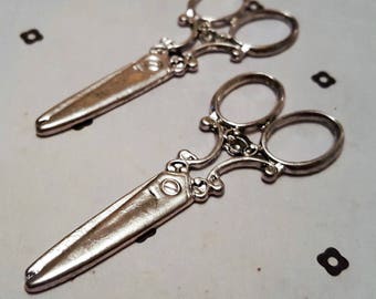 Huge Scissors Charms (2)