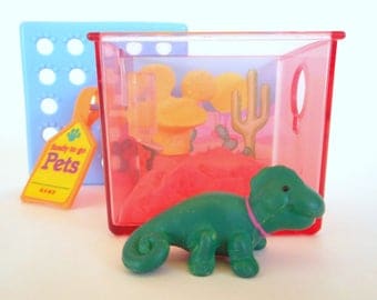 Vintage Littlest Pet Shop Chameleon in Cactus Cove Playset by Kenner 1992 Retro 90s Toy