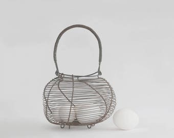 Wire egg basket, French farmhouse basket, Kitchen wall decor, Round metal basket.
