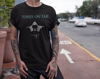 tones on tail T shirt screen print short sleeve