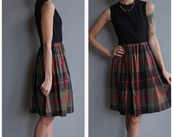 25% Off Sale // 1950s Dress // Charming Plaid Day Dress // vintage 50s dress
