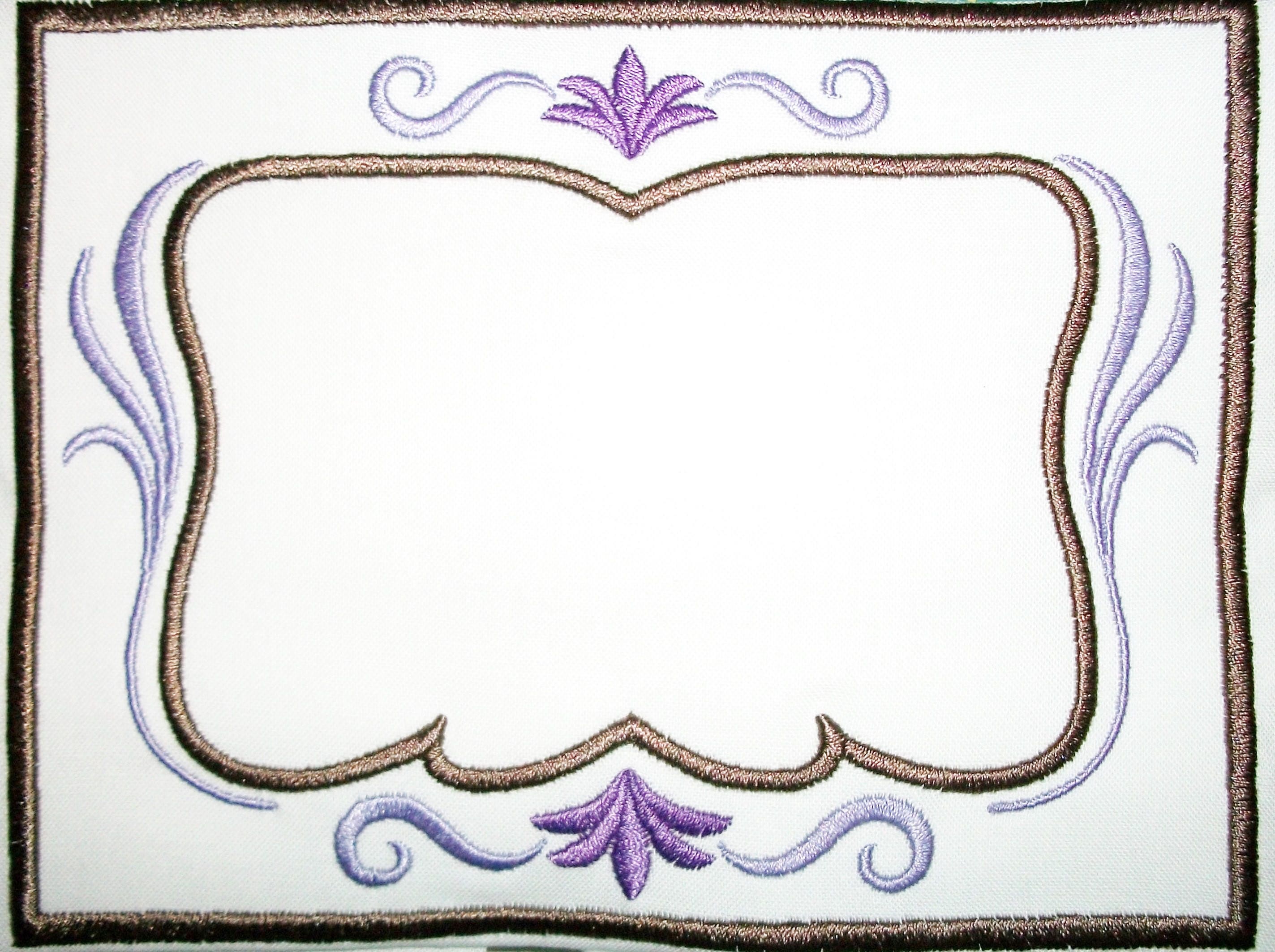 Purple filigree embroidered quilt label to customize with your personal