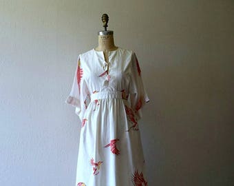 1970s novelty print dress . vintage 70s bird print caftan