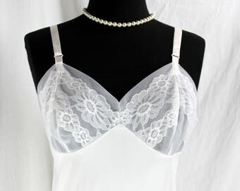 Vintage Vanity Fair Full Slip White Floral Lace Size 36
