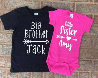 Personalized Sibling Outfit;Big Brother/Little Sister T-shirt and Bodysuit;Baptism Gift;Shower Gift;T-shirt and Bodysuit with Arrows