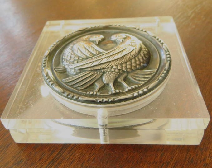 Vintage Lucite Compact, Coro 1940s, Sterling Silver Medallion, Pair of Lovebirds, Clear Lucite Case, Vintage Vanity