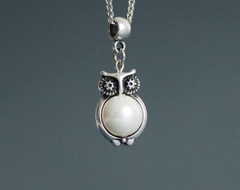 Silver Owl Pendant Necklace Owl Pearl Pendant Owl Necklace Owl Pendant Owl Jewelry Bird Pendant Cute Pendant Silver Owl, Pearl Bird Necklace