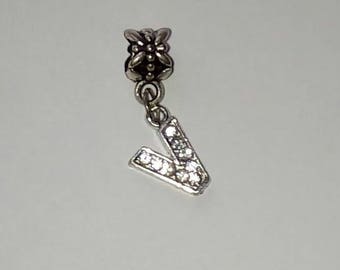 Pendant 1 X letter V silver and rhinestone
