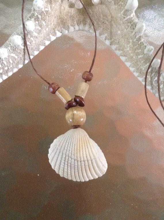Natural Couture Seashell necklacelongshort
