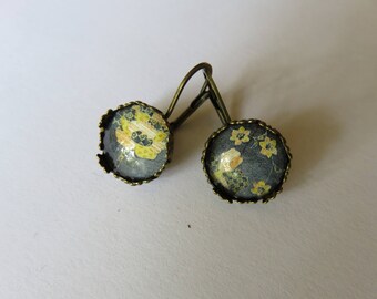 Earrings lace flower woven yellow & grey