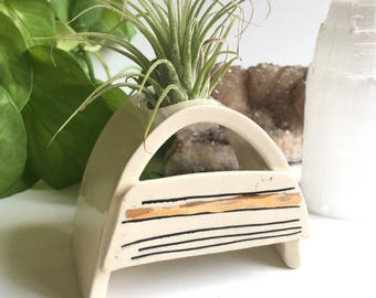 gold air plant holder