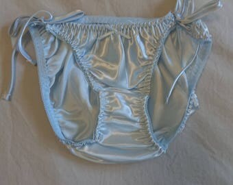 Culotte Bikini Cheeky En Satin Et Dentelle - Taille L, Couleur Non Précisée - Neuve Sans étiquette