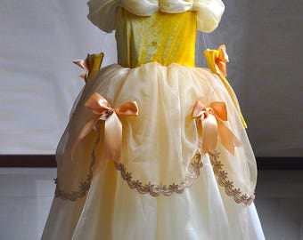 Belle Peasant Dress/ Beauty and the Beast 2017/ Disney Belle/