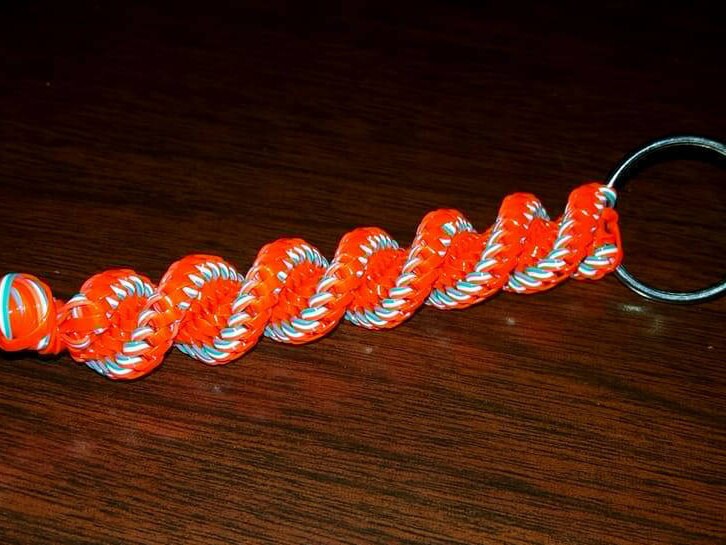 5 String Plastic Lace Keychain